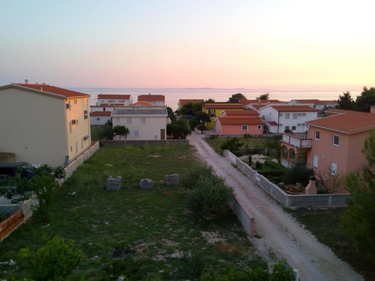 Maslina Apartment Vir Exterior photo
