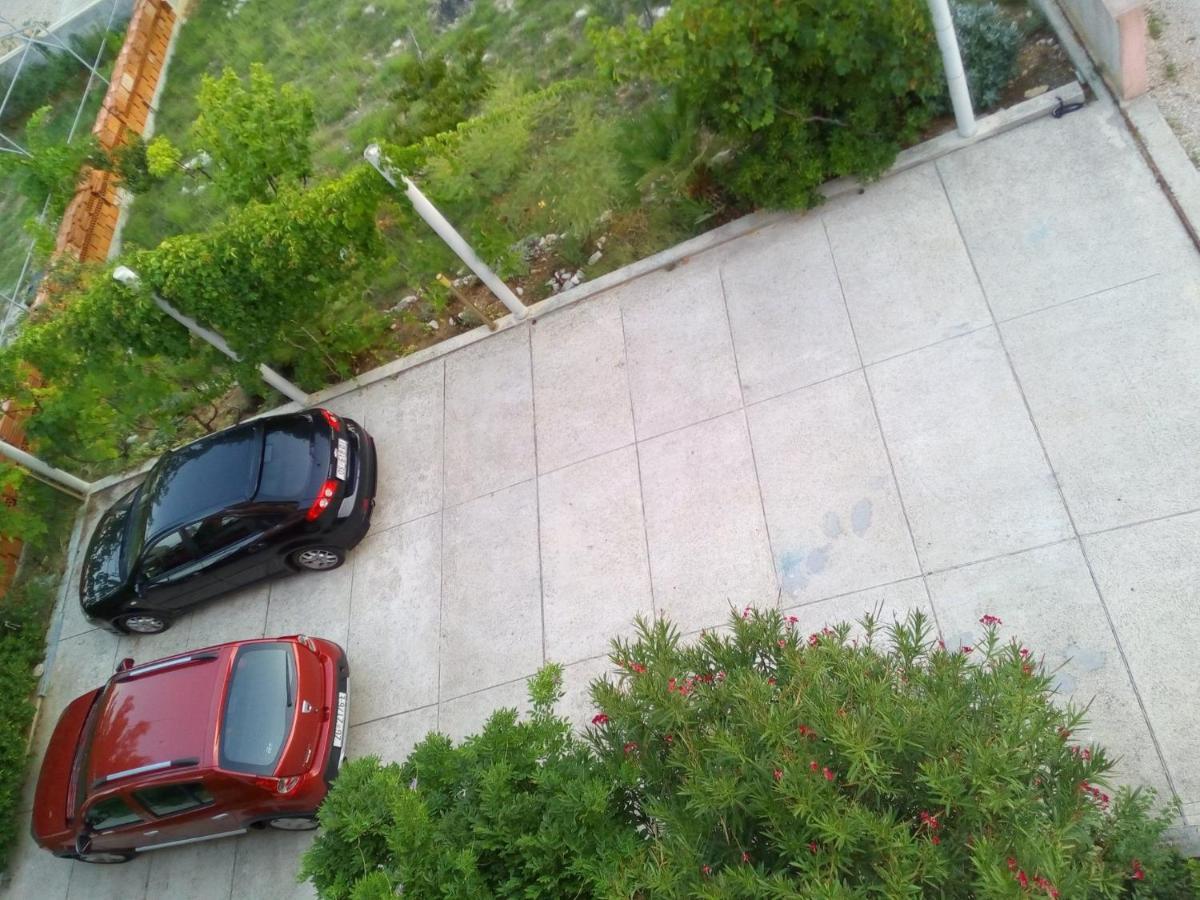 Maslina Apartment Vir Exterior photo